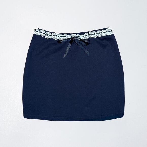 Lace Trim Satin Bow Stretchy Mini Skirt - Picture 1 of 4